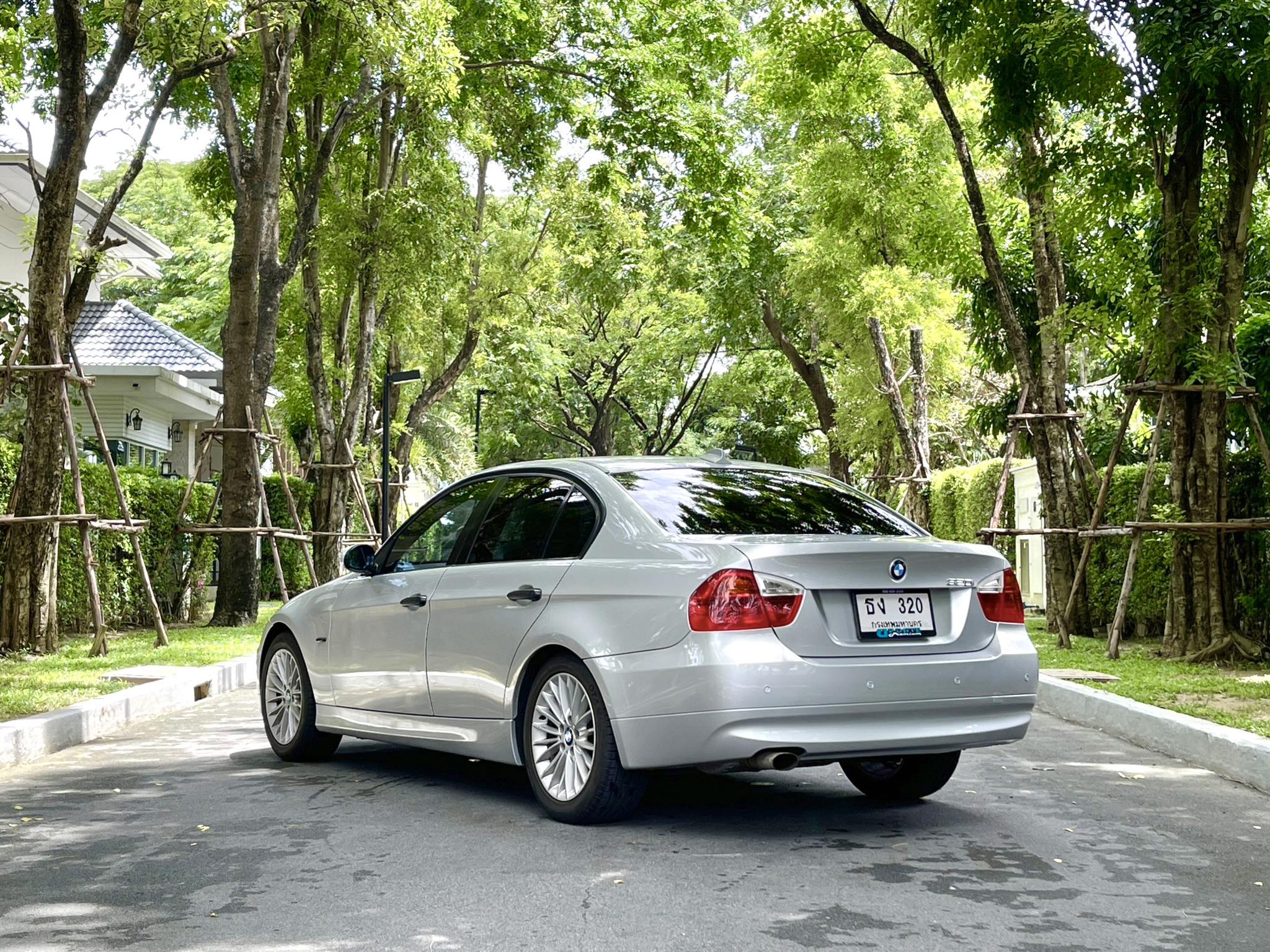 Bmw 320i E90 ตัดใจปล่อยลูกรัก