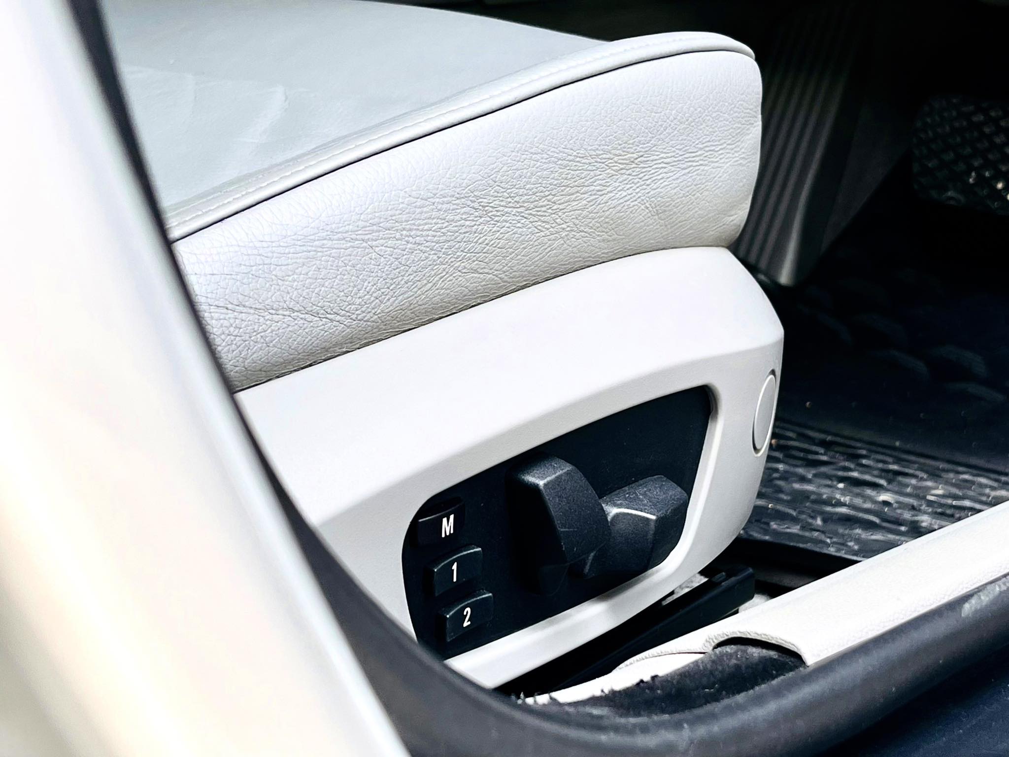 Bmw 320i E90 ตัดใจปล่อยลูกรัก (รูปที่ 21)