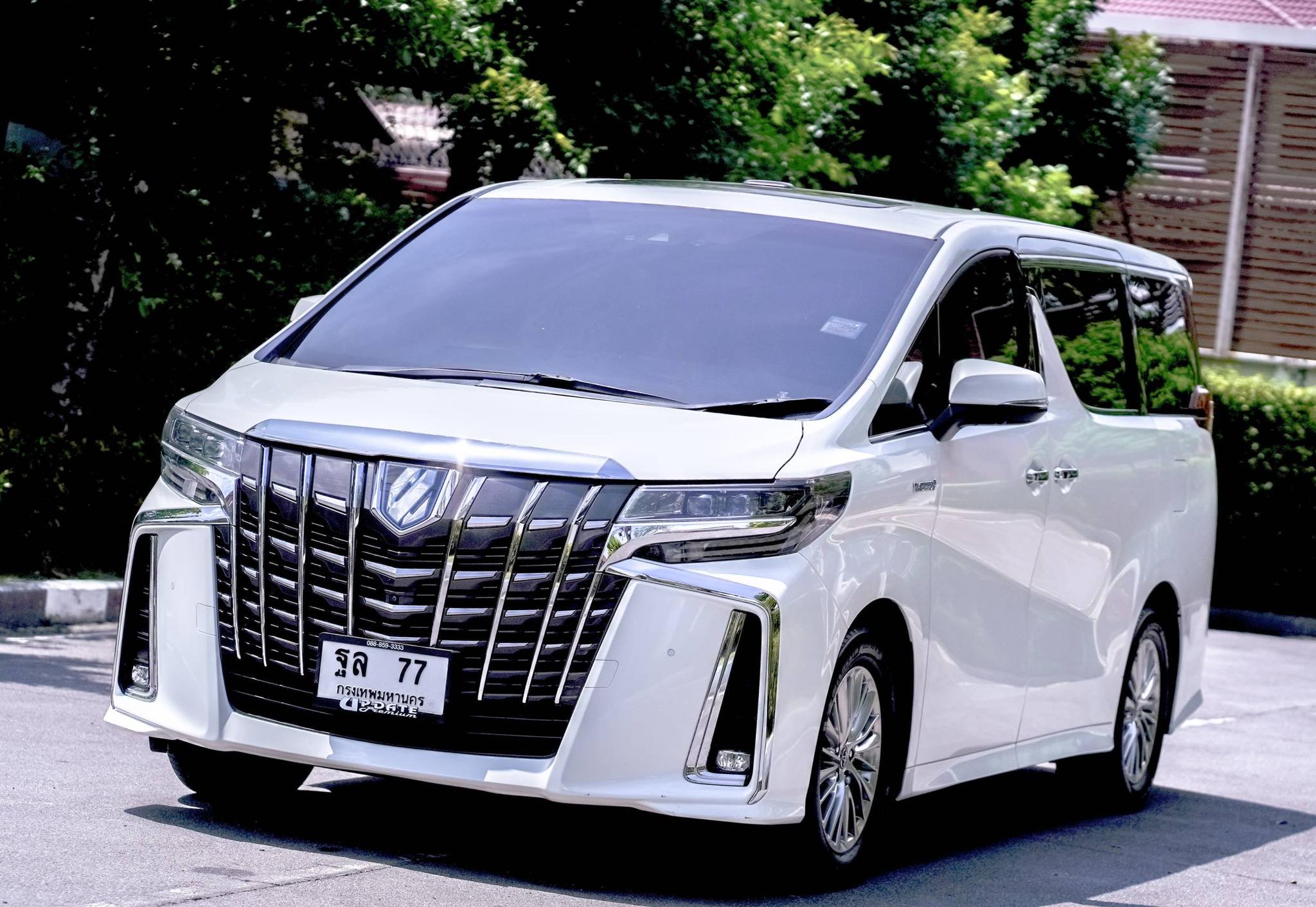 Toyota Alphard SRC Hybrid คันนี้รุ่นพิเศษจากป้ายแดง ขายถูกมากคะ ตัวถังสวยจัดเลย (รูปที่ 4)