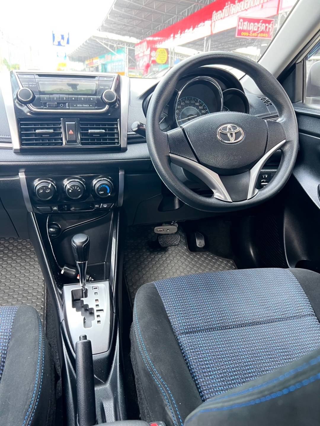 2013 Toyota Vios สีเงิน (รูปที่ 15)