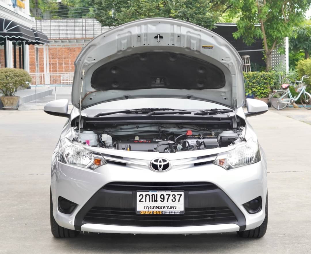 2013 Toyota Vios สีเงิน (รูปที่ 10)