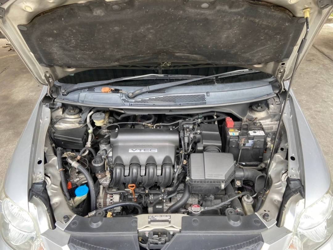 2006 Honda City ZX สีเงิน (รูปที่ 18)