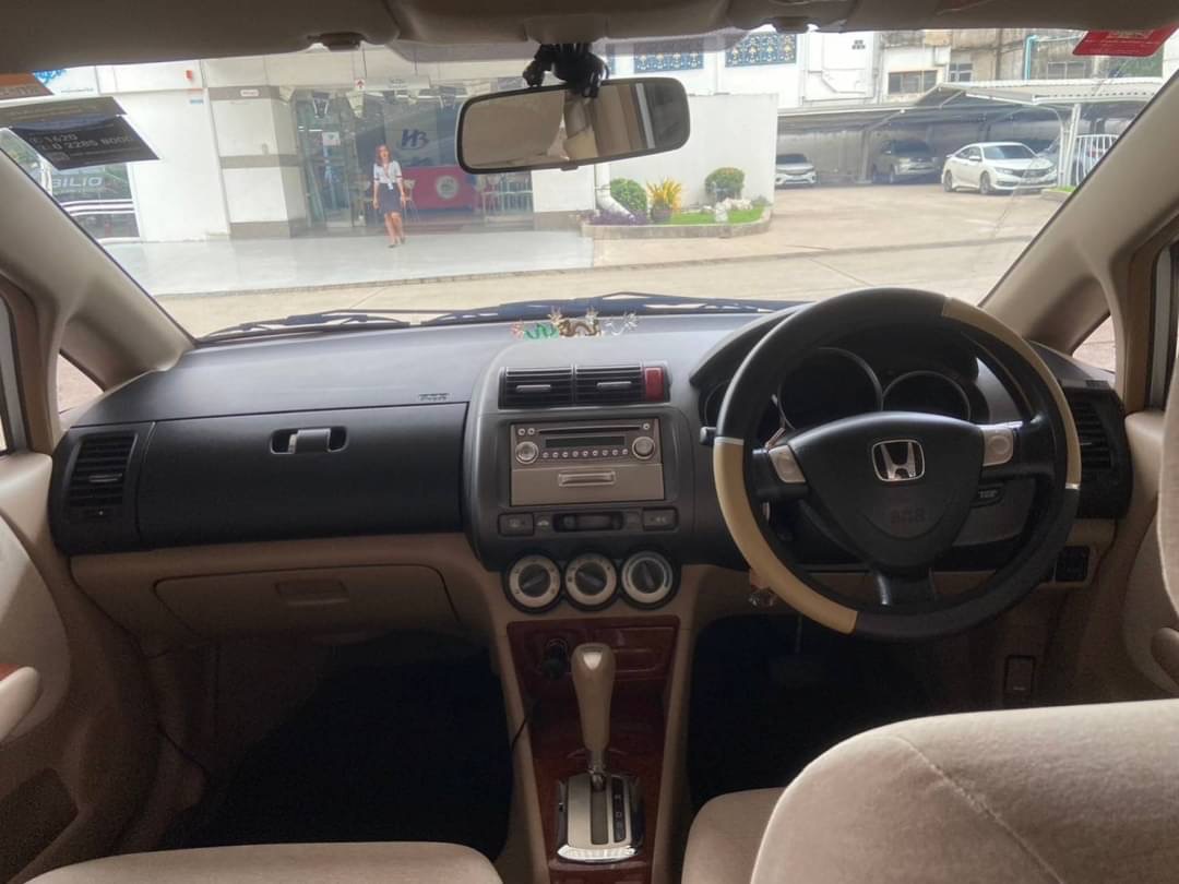 2006 Honda City ZX สีเงิน (รูปที่ 11)