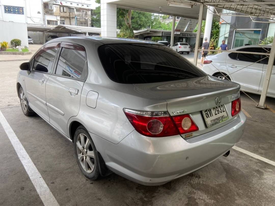 2006 Honda City ZX สีเงิน