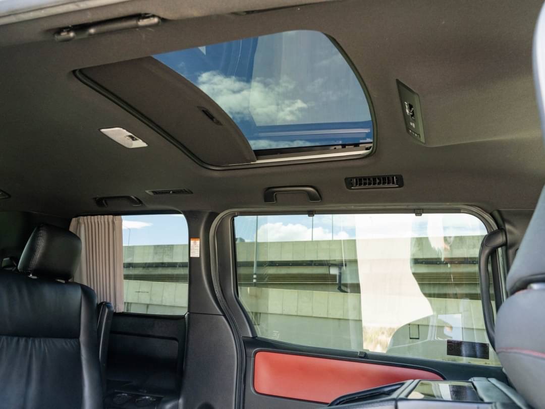 2021 Toyota Voxy สีส้ม (รูปที่ 13)