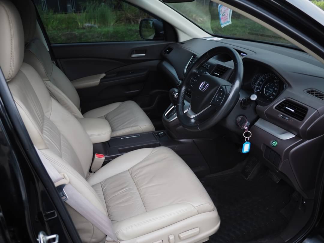2014 Honda CR-V สีดำ (รูปที่ 15)