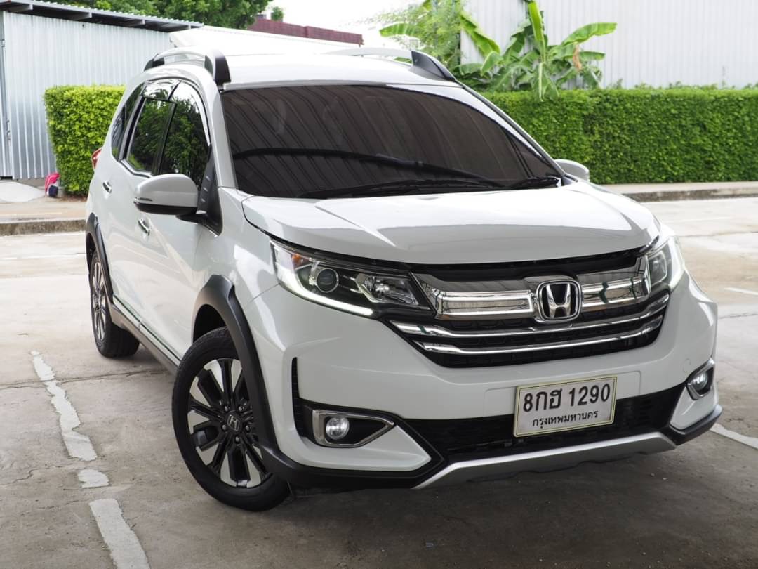 2019 Honda BR-V สีขาว (รูปที่ 15)