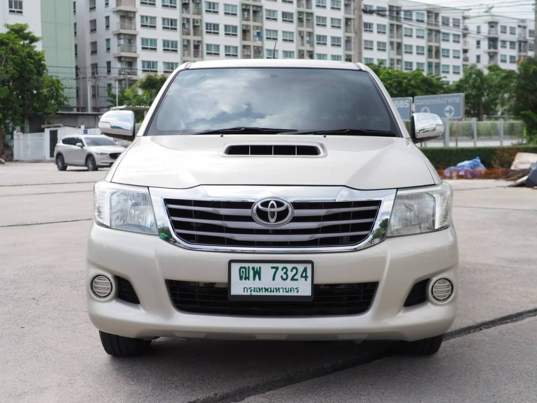 2012 Toyota Hilux Vigo Prerunner (Cab) สีทอง (รูปที่ 6)