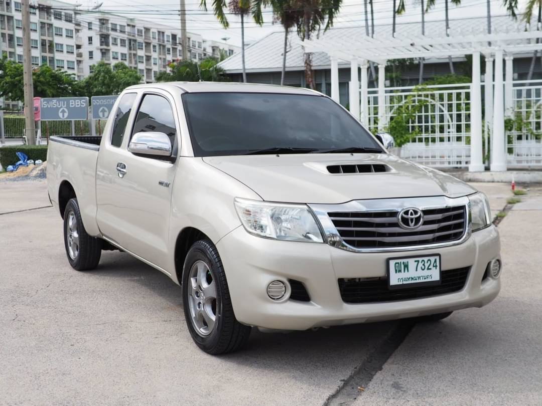2012 Toyota Hilux Vigo Prerunner (Cab) สีทอง (รูปที่ 3)