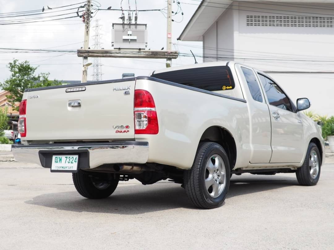 2012 Toyota Hilux Vigo Prerunner (Cab) สีทอง (รูปที่ 2)