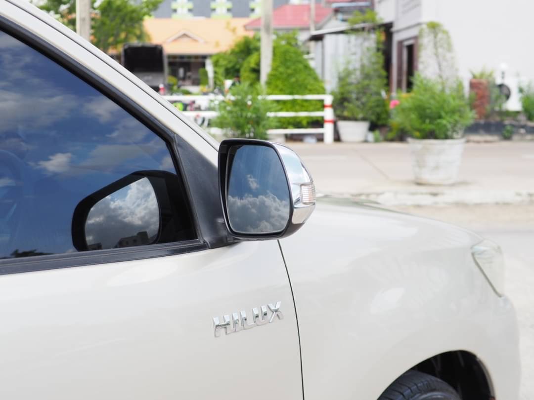 2012 Toyota Hilux Vigo Prerunner (Cab) สีทอง (รูปที่ 9)