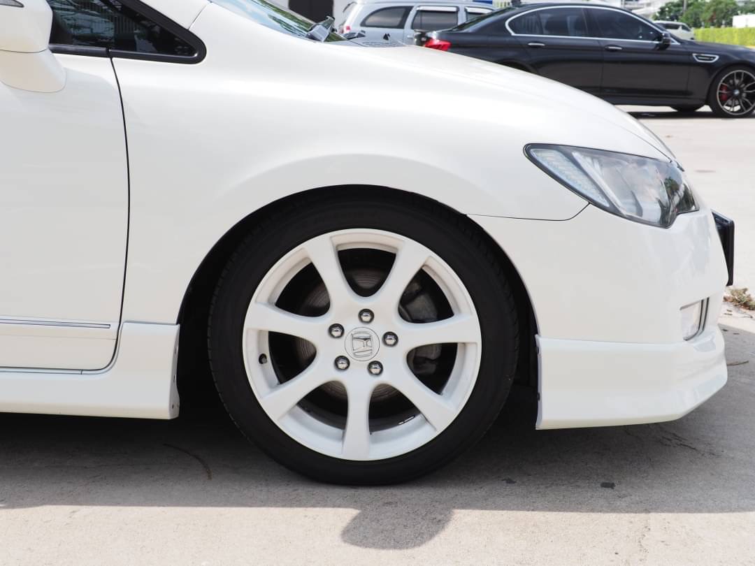 2008 Honda Civic FD สีขาว (รูปที่ 4)