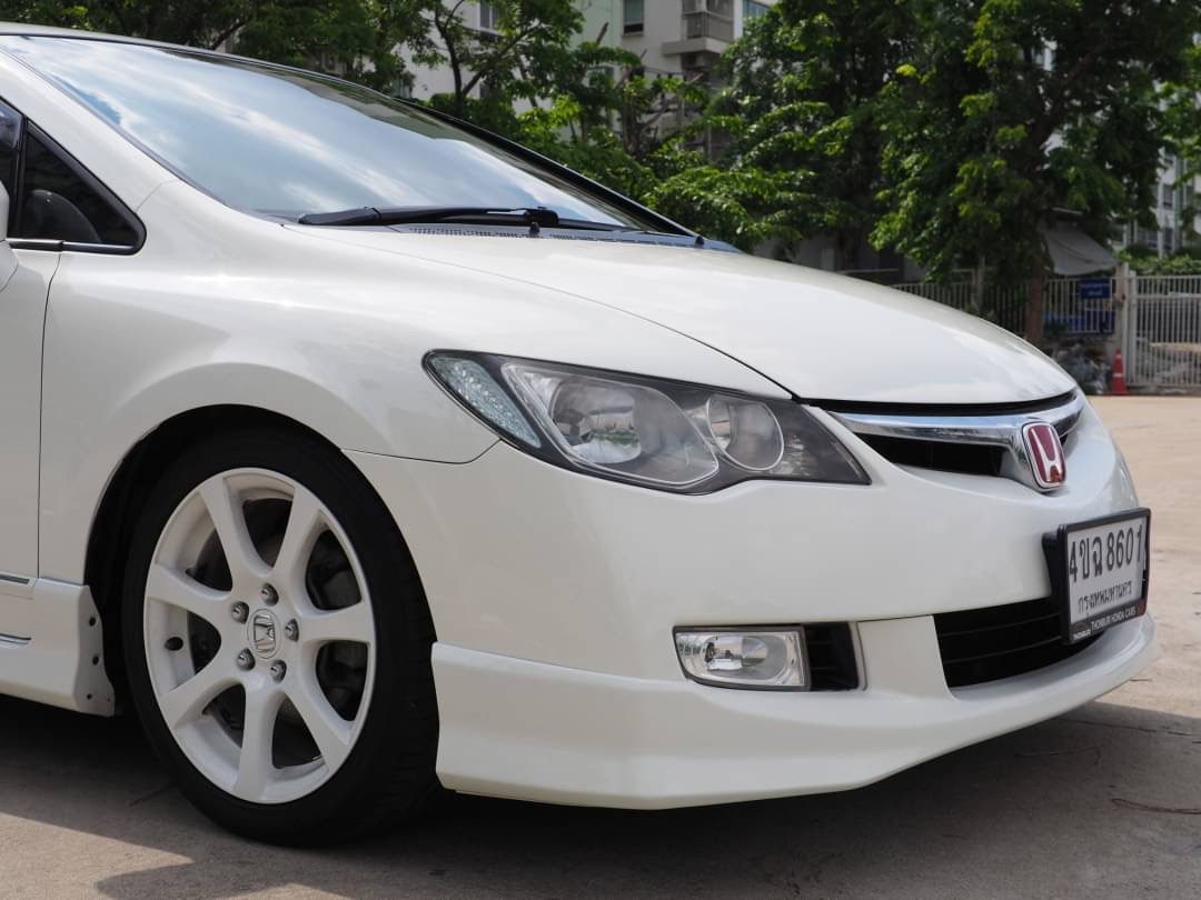 2008 Honda Civic FD สีขาว (รูปที่ 5)