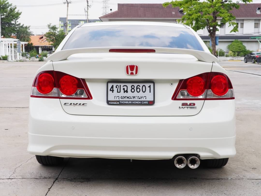 2008 Honda Civic FD สีขาว (รูปที่ 13)
