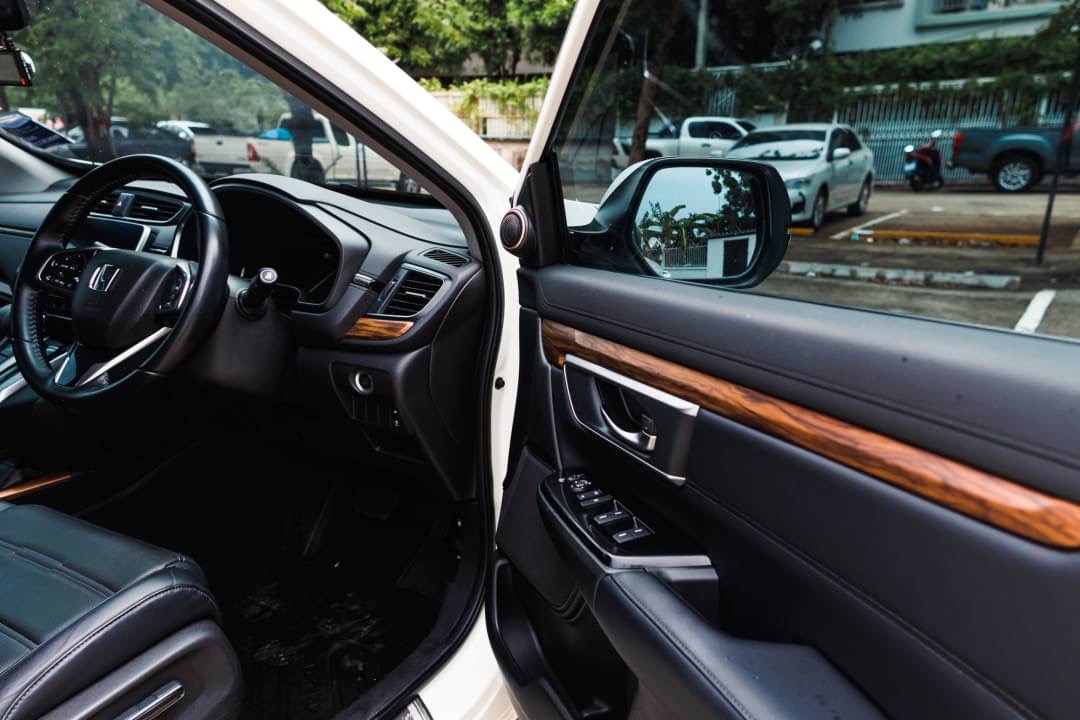 2019 Honda CR-V สีขาว (รูปที่ 11)