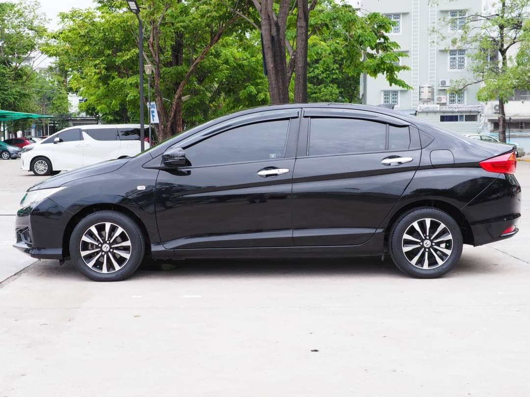 2014 Honda City สีดำ (รูปที่ 5)