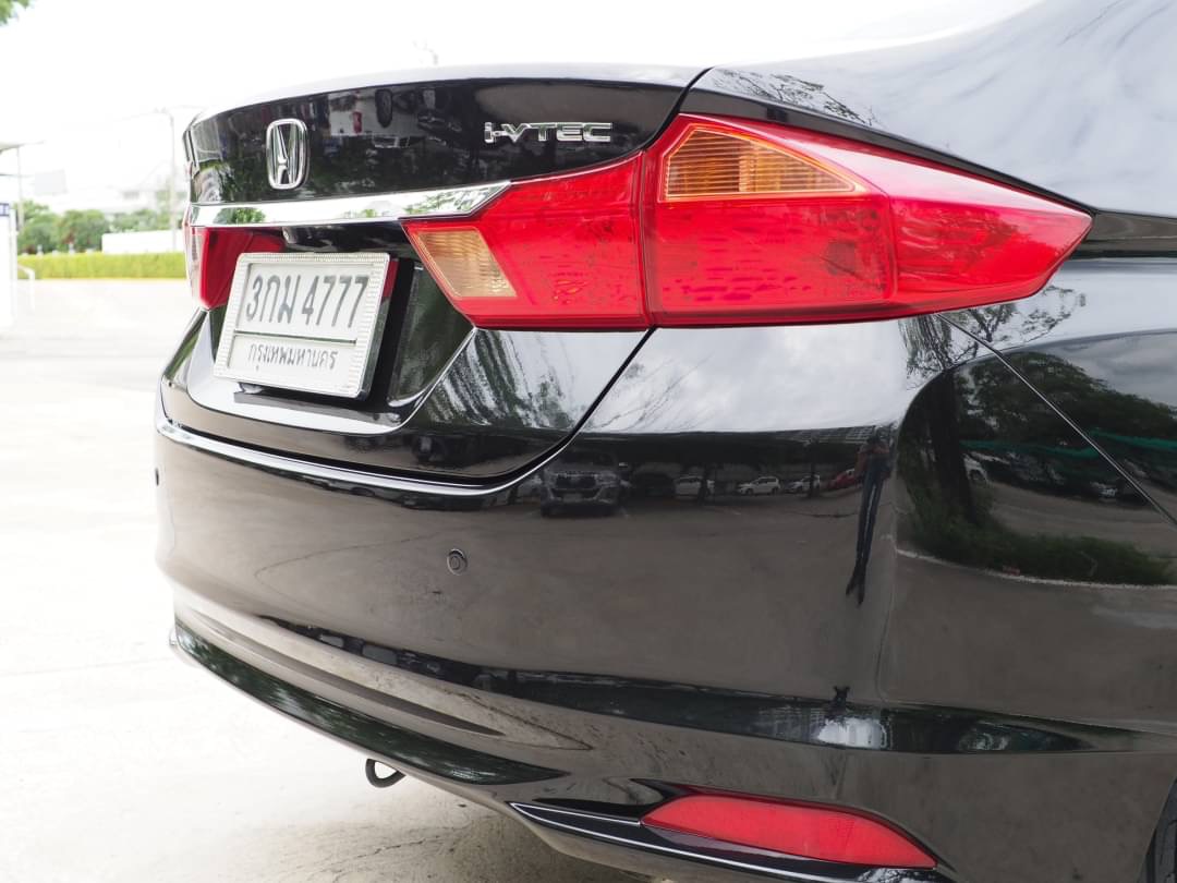 2014 Honda City สีดำ (รูปที่ 10)