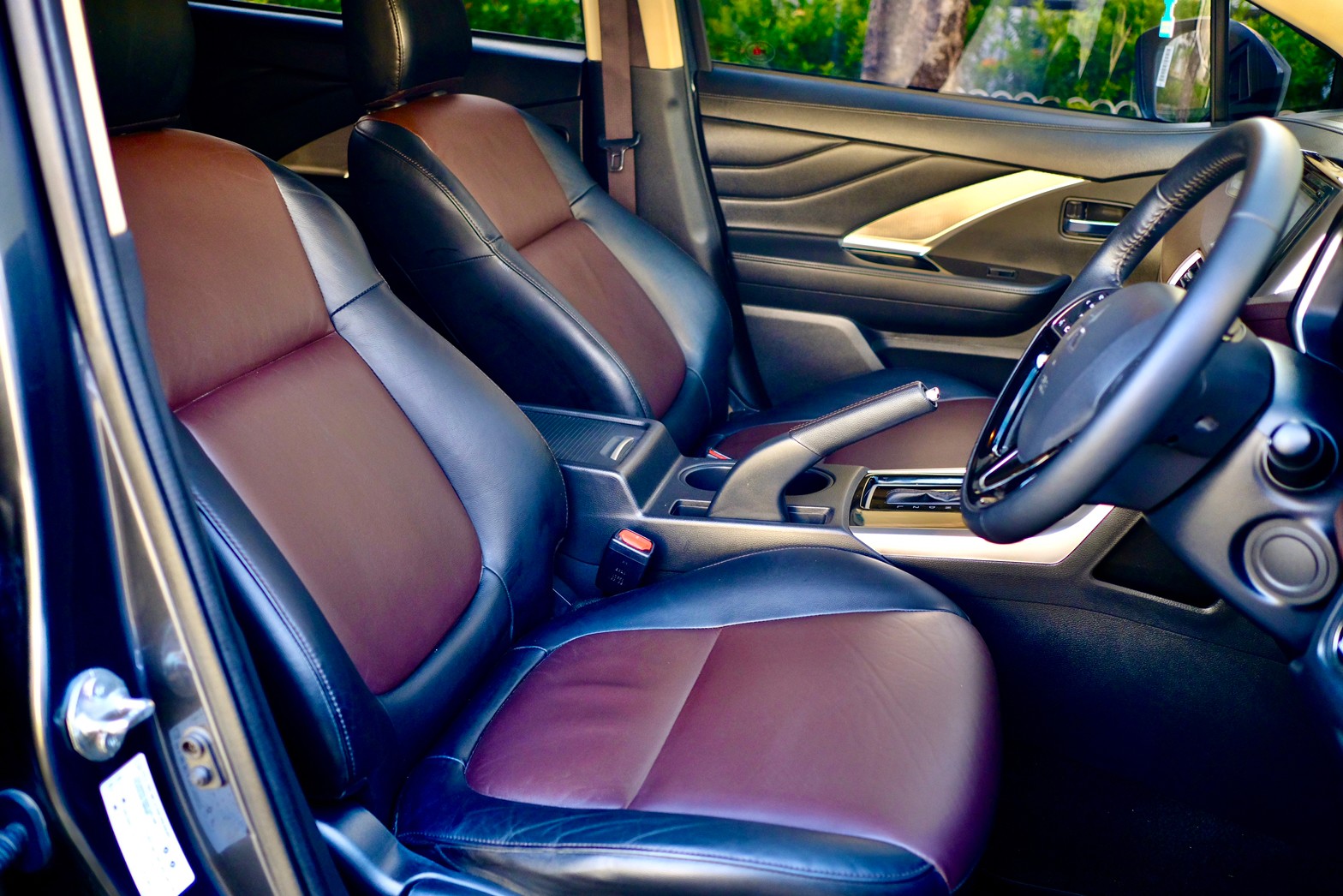 Mitsubishi Xpander cross (ตัวท็อป) เครื่องยนต์: เบนซิน เกียร์: ออโต้ปี: 2020 สี: เทา ไมล์ 45,xxx กม. (รูปที่ 6)