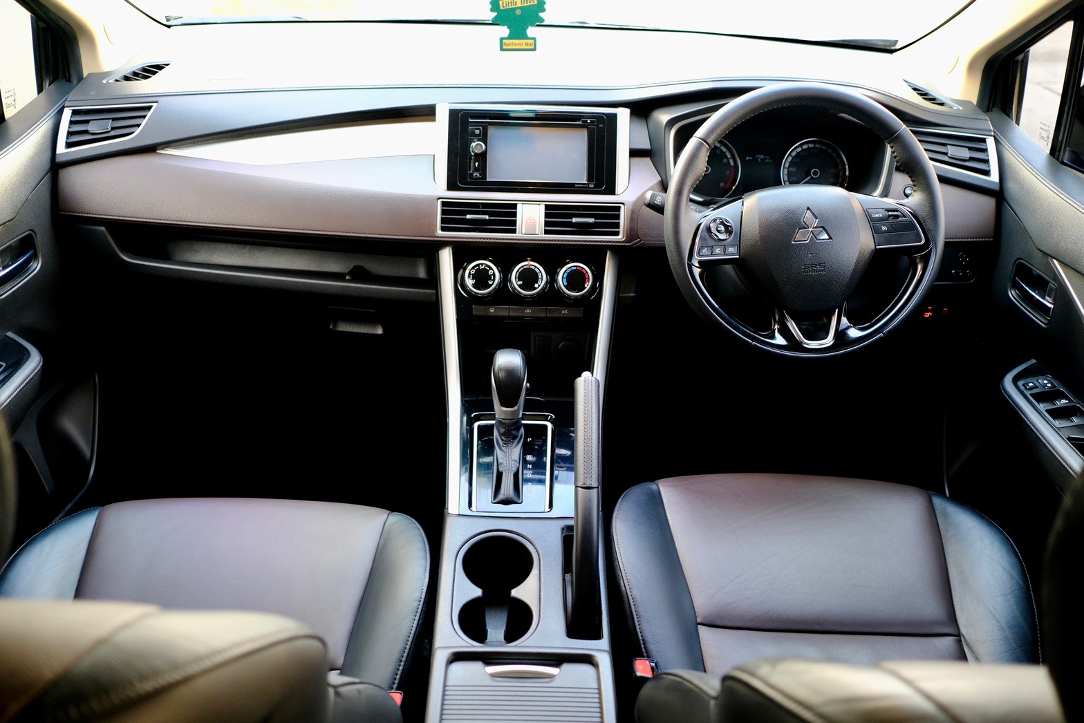 Mitsubishi Xpander cross (ตัวท็อป) เครื่องยนต์: เบนซิน เกียร์: ออโต้ปี: 2020 สี: เทา ไมล์ 45,xxx กม. (รูปที่ 4)