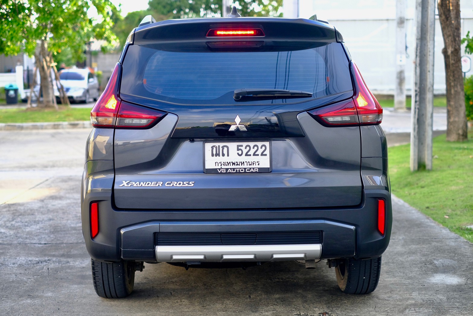 Mitsubishi Xpander cross (ตัวท็อป) เครื่องยนต์: เบนซิน เกียร์: ออโต้ปี: 2020 สี: เทา ไมล์ 45,xxx กม.