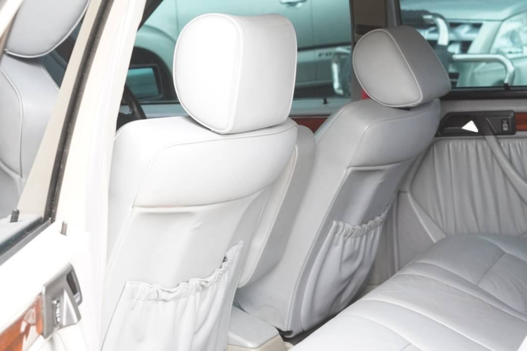 1995 Mercedes-Benz E280 masterpiece สีเทา (รูปที่ 17)