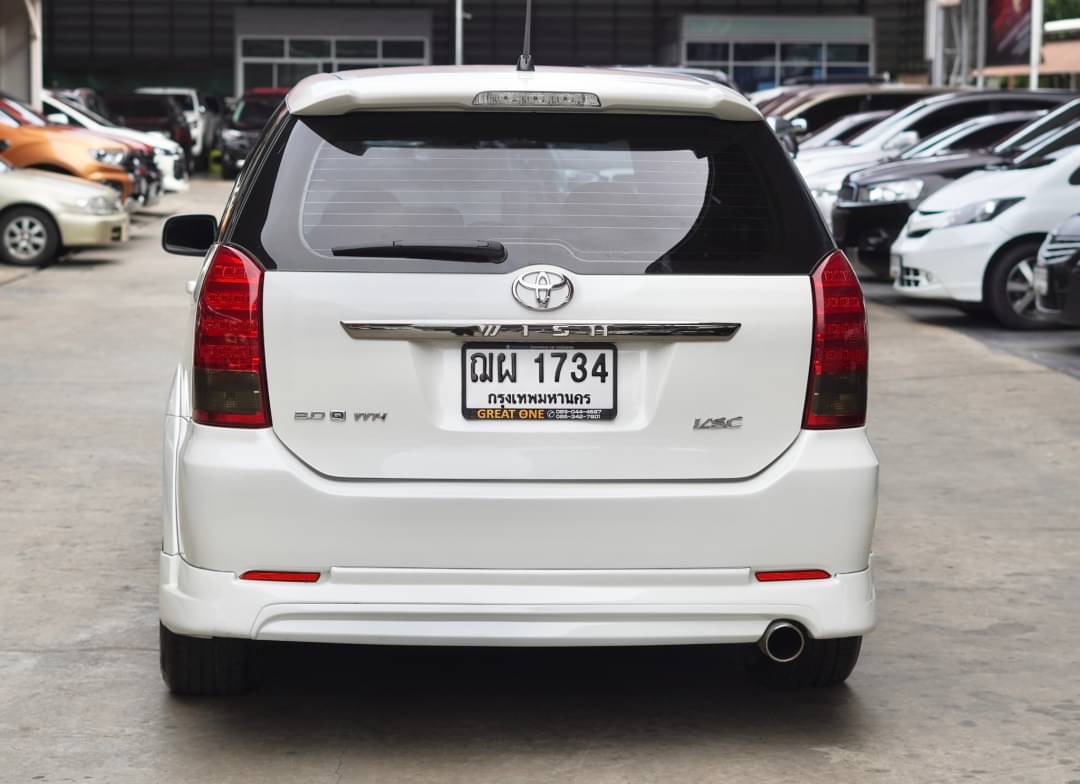 2009 Toyota Wish สีขาว (รูปที่ 4)