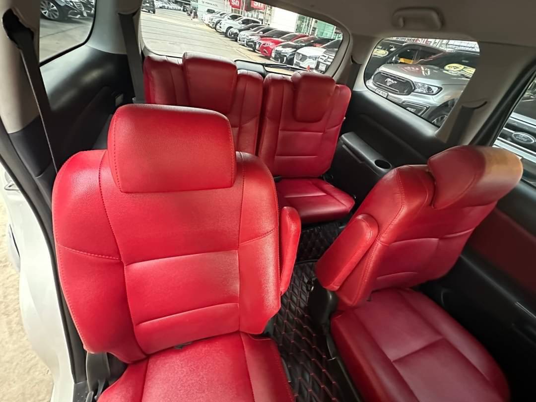 2009 Toyota Wish สีขาว (รูปที่ 15)