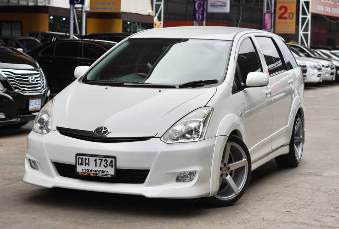 2009 Toyota Wish สีขาว