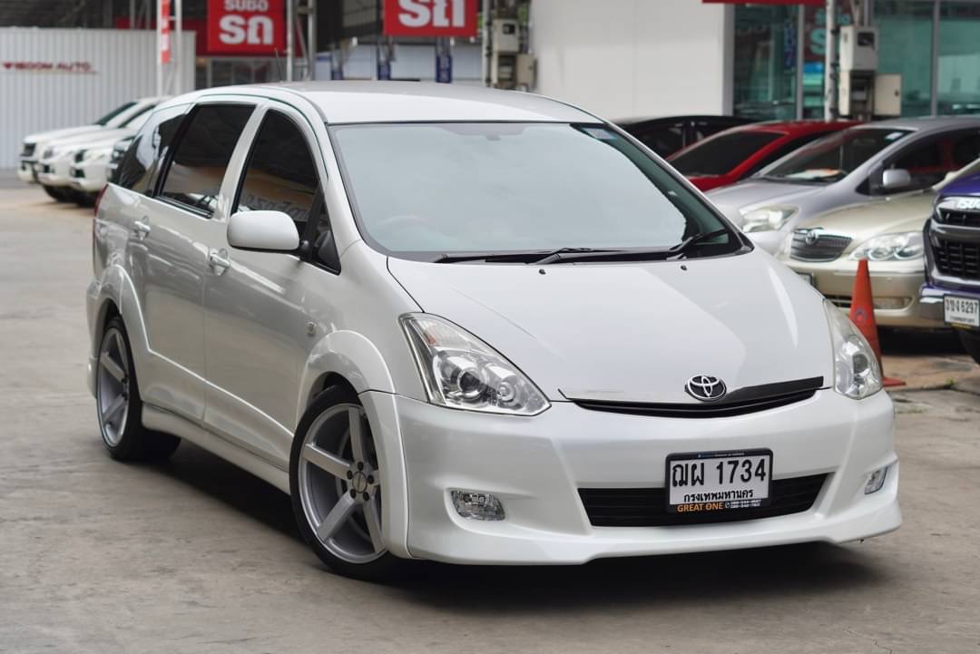 2009 Toyota Wish สีขาว (รูปที่ 5)