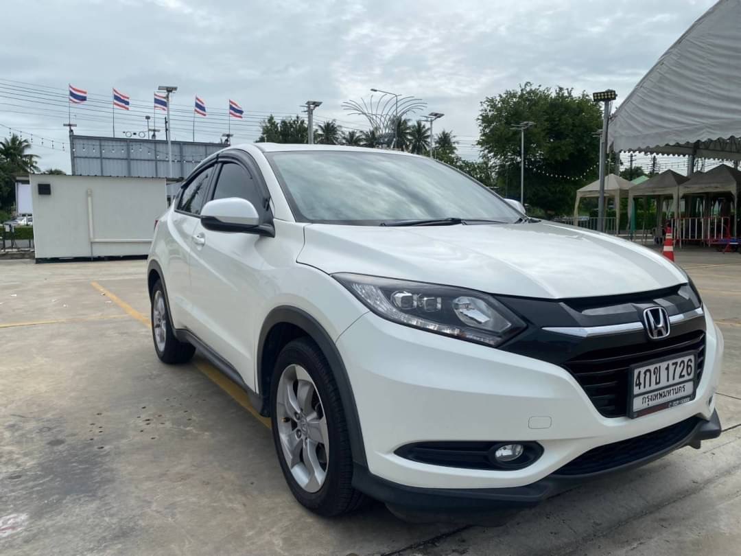 2015 Honda HR-V สีขาว (รูปที่ 4)