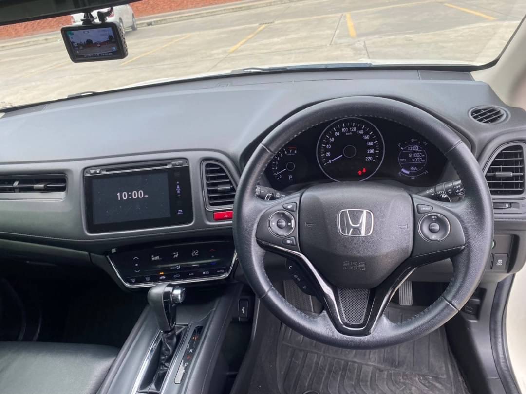 2015 Honda HR-V สีขาว (รูปที่ 15)