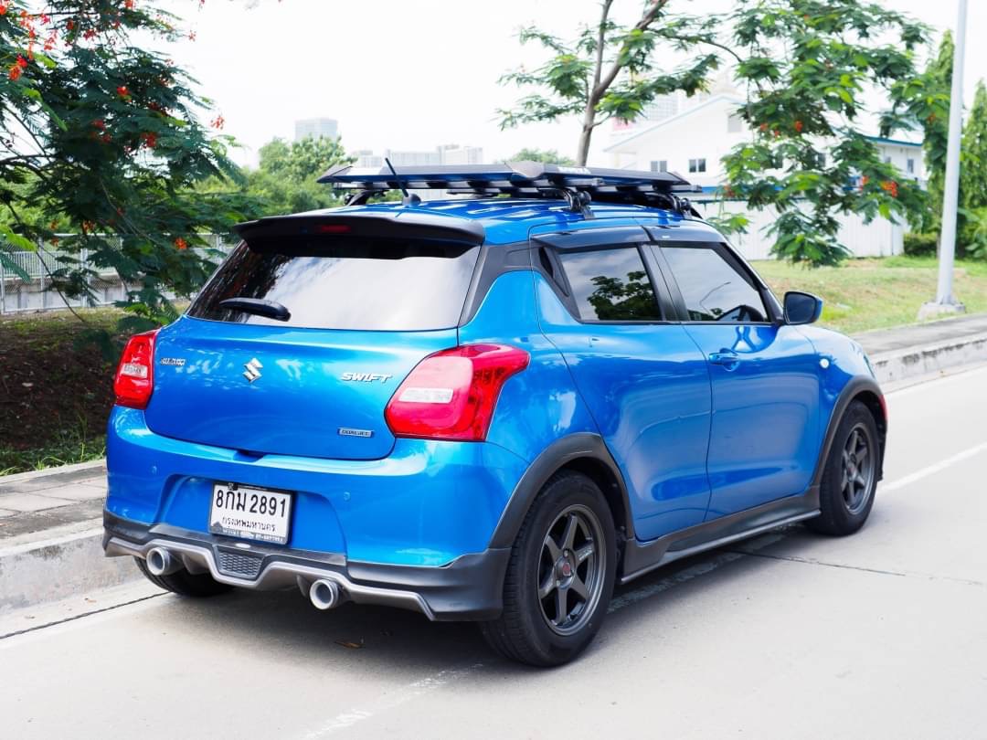 2019 Suzuki Swift สีน้ำเงิน (รูปที่ 4)