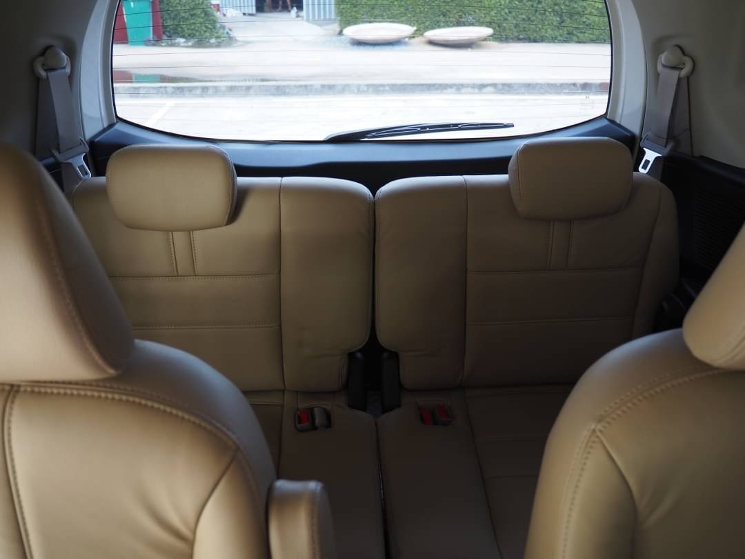 2013 Honda Freed สีขาว (รูปที่ 8)