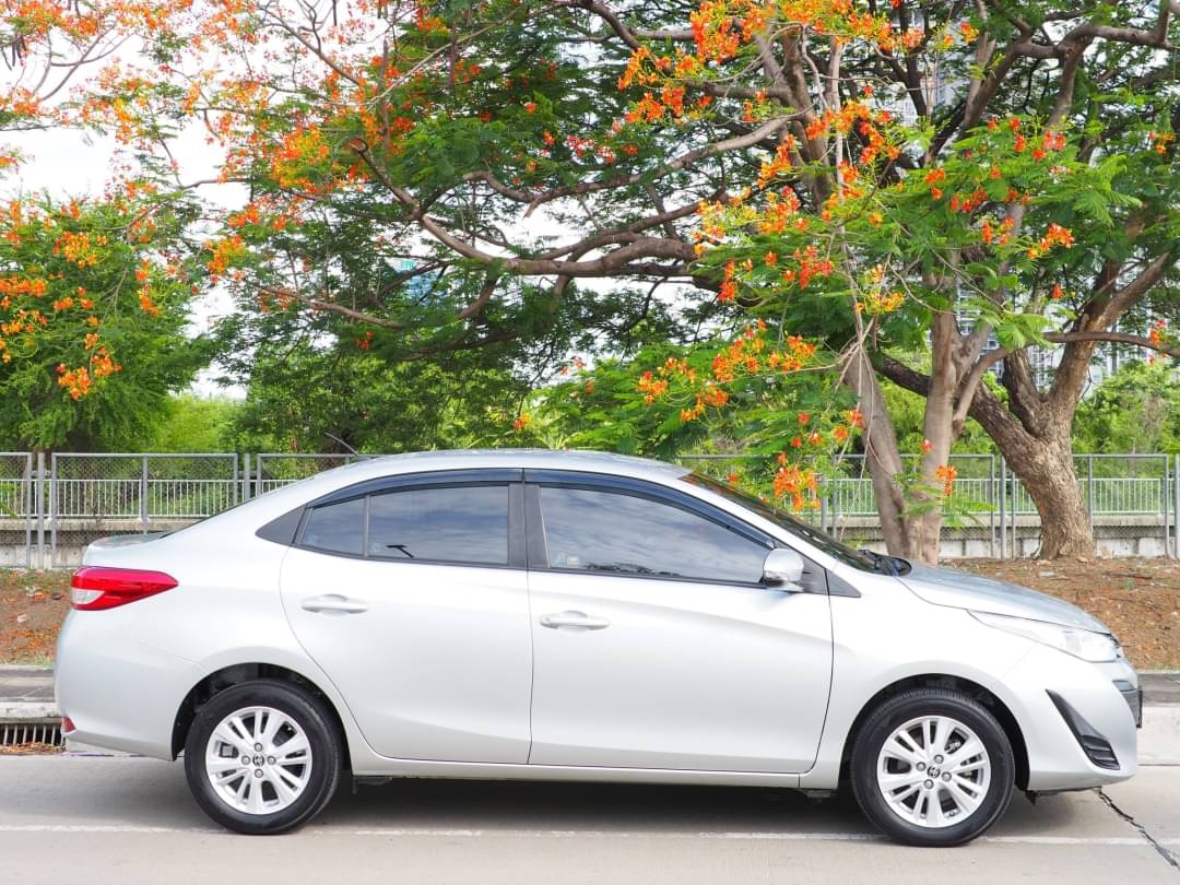 2018 Toyota Vios ไมเนอร์เชนจ์ สีเงิน (รูปที่ 7)