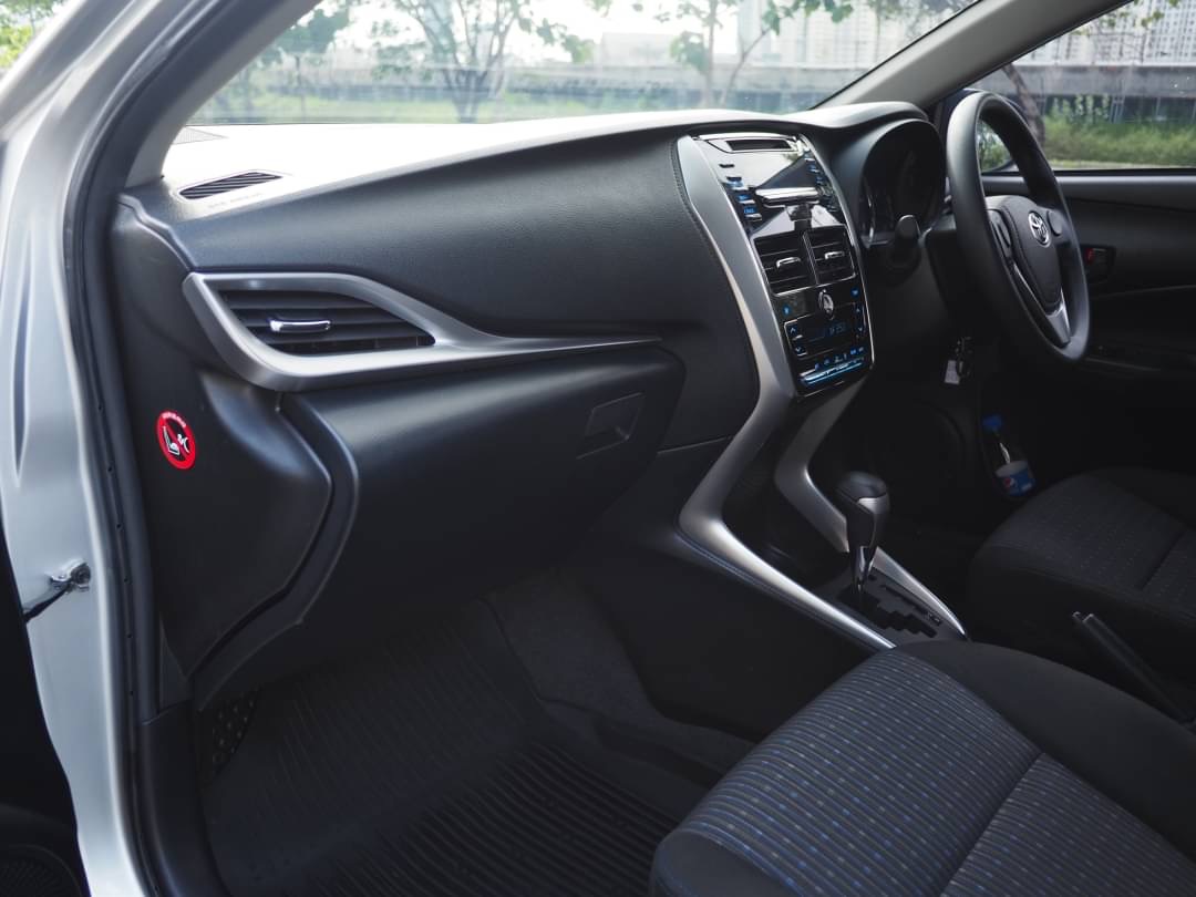 2018 Toyota Vios ไมเนอร์เชนจ์ สีเงิน (รูปที่ 17)