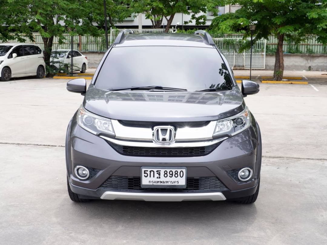 2016 Honda BR-V สีเทา (รูปที่ 2)