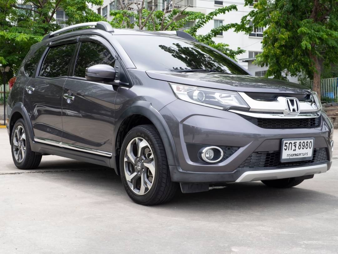 2016 Honda BR-V สีเทา (รูปที่ 9)