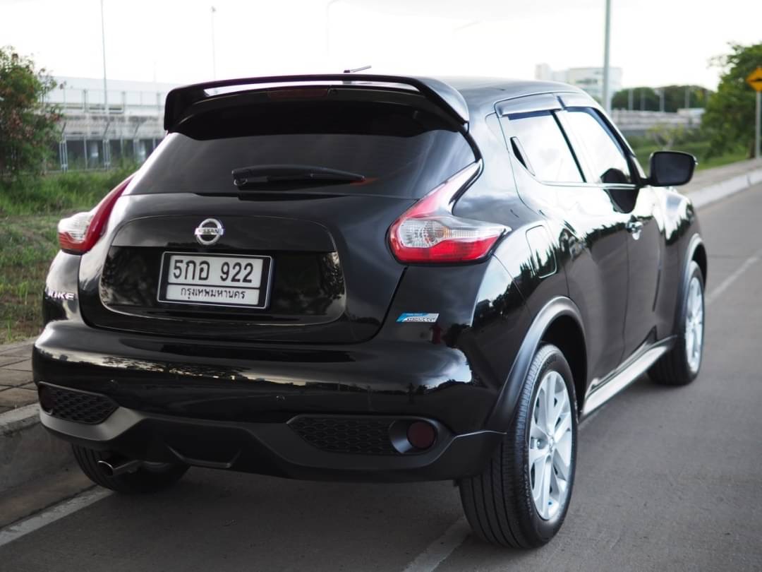 2017 Nissan Juke สีดำ (รูปที่ 2)