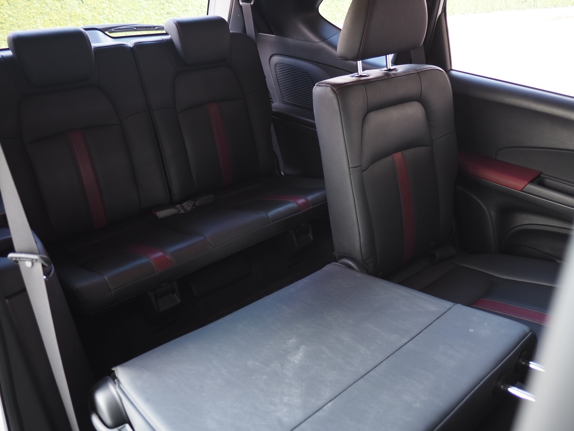 2019 Honda BR-V สีขาว (รูปที่ 14)