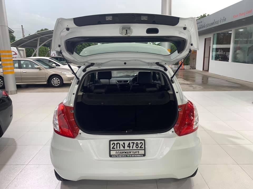 Suzuki Swift ปี 2013 สีขาว (รูปที่ 10)