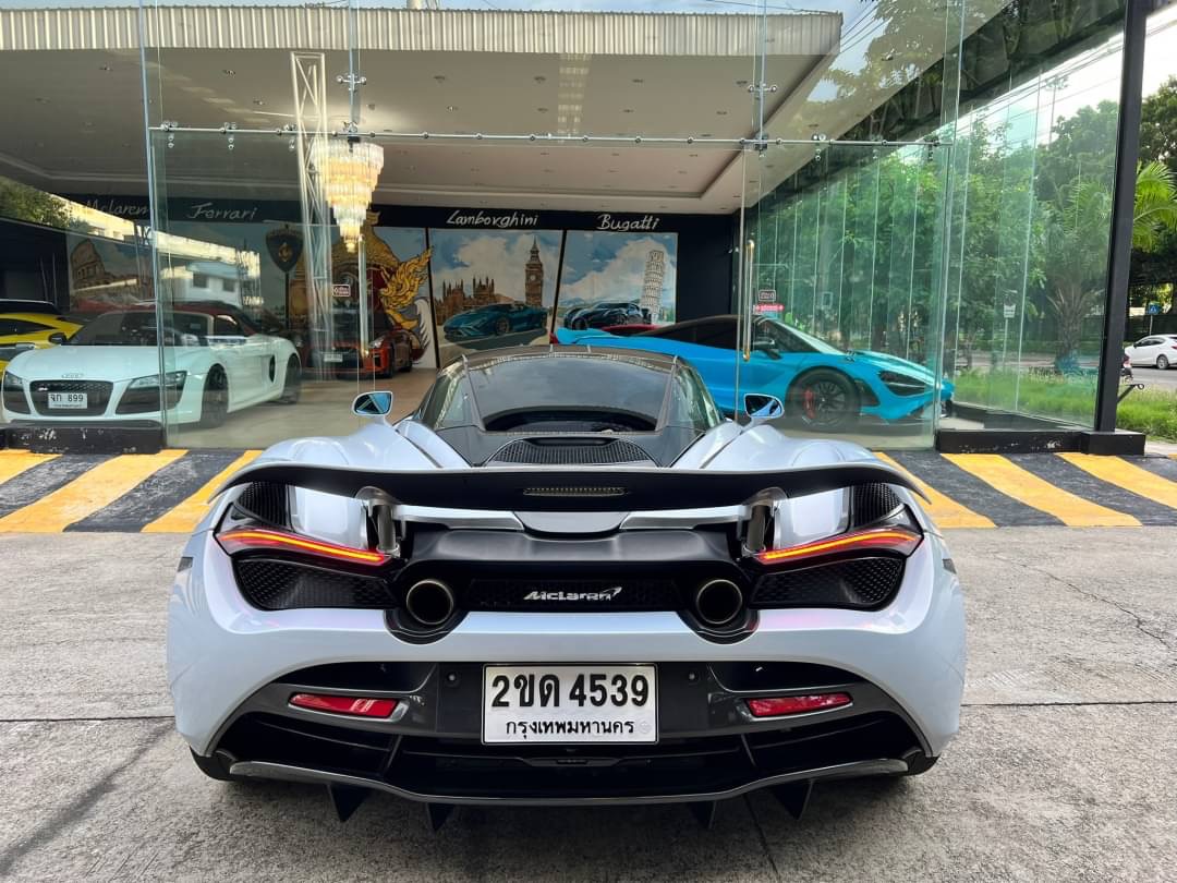 2021 McLaren 720S สีฟ้า (รูปที่ 5)