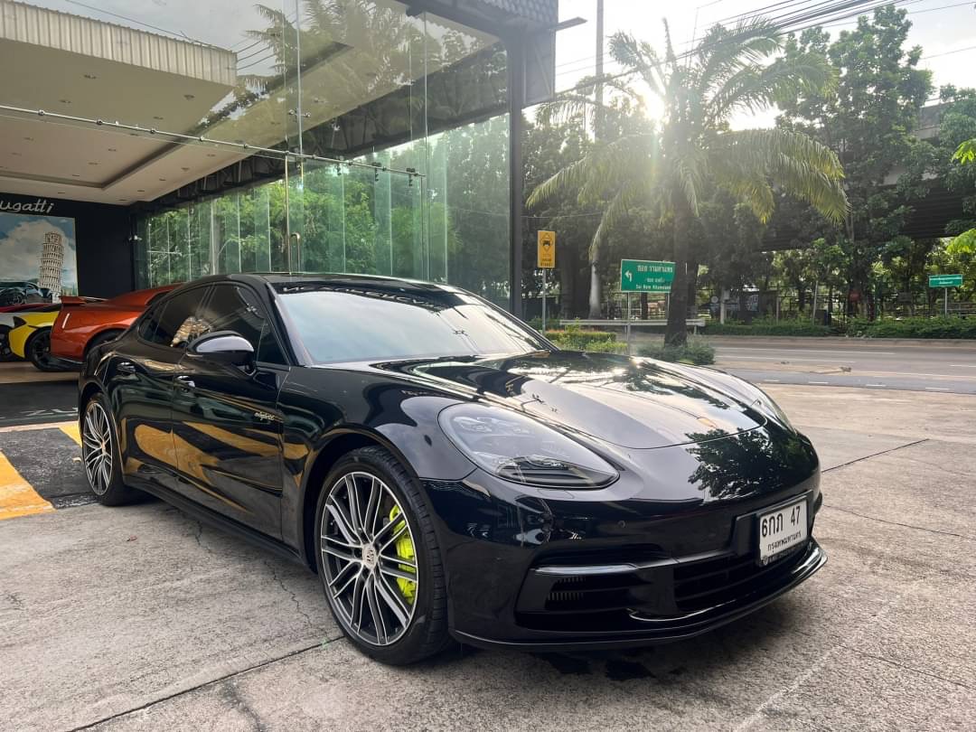 2017 Porsche Panamera E-Hybrid สีดำ (รูปที่ 12)