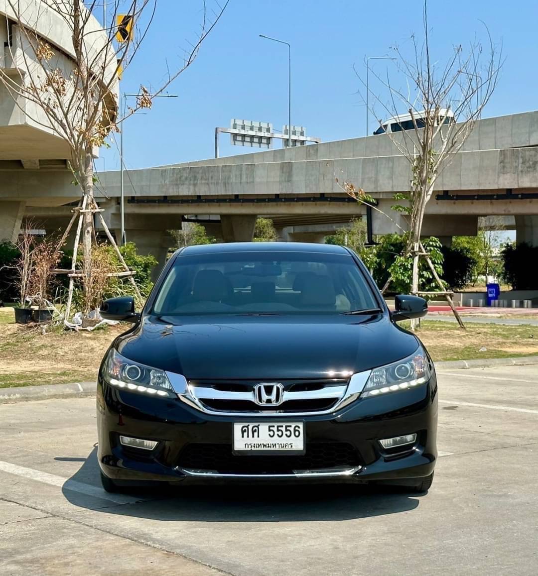 2014 Honda Accord สีดำ (รูปที่ 2)