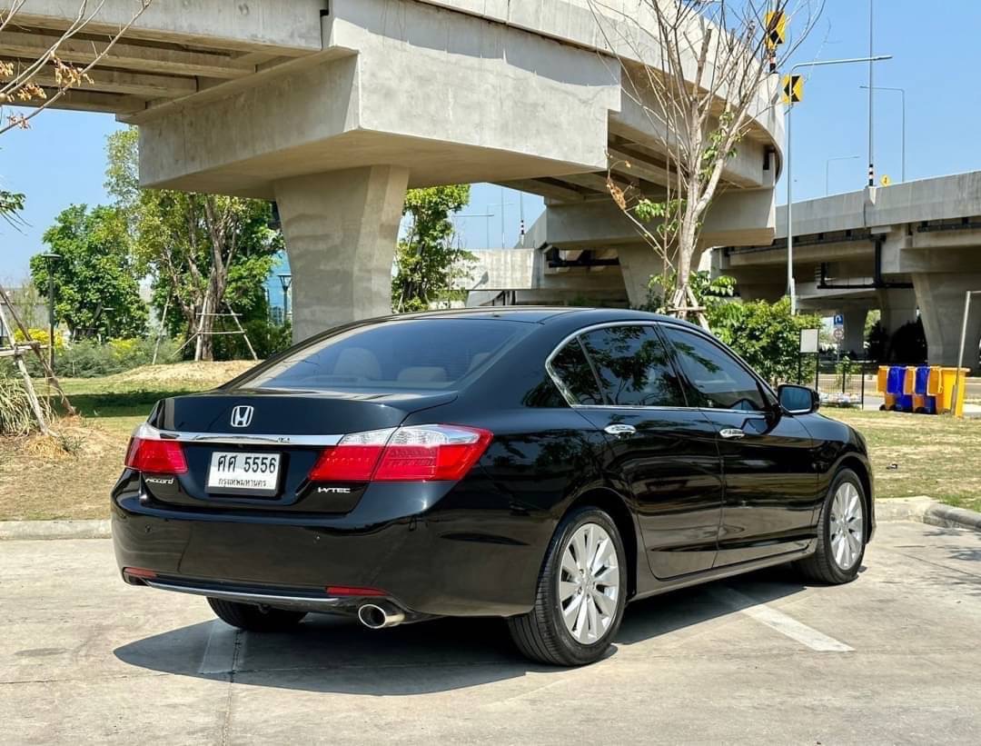 2014 Honda Accord สีดำ (รูปที่ 3)