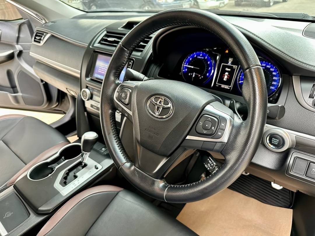 2017 Toyota Camry สีดำ (รูปที่ 14)