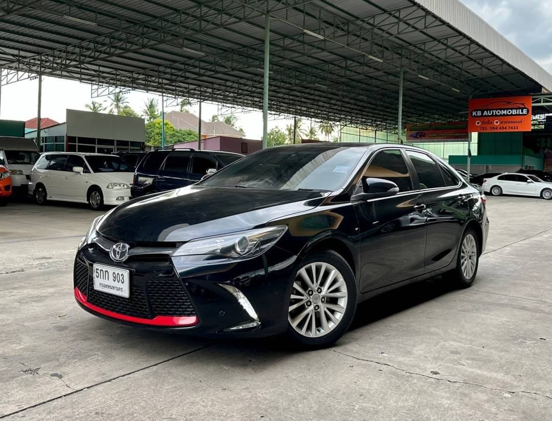 2017 Toyota Camry สีดำ (รูปที่ 2)