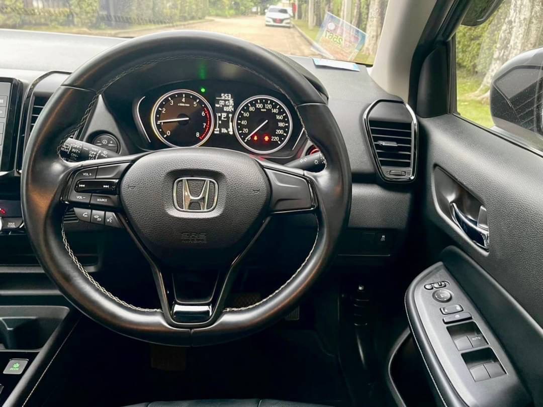 2022 Honda City Hatchback สีเทา (รูปที่ 11)