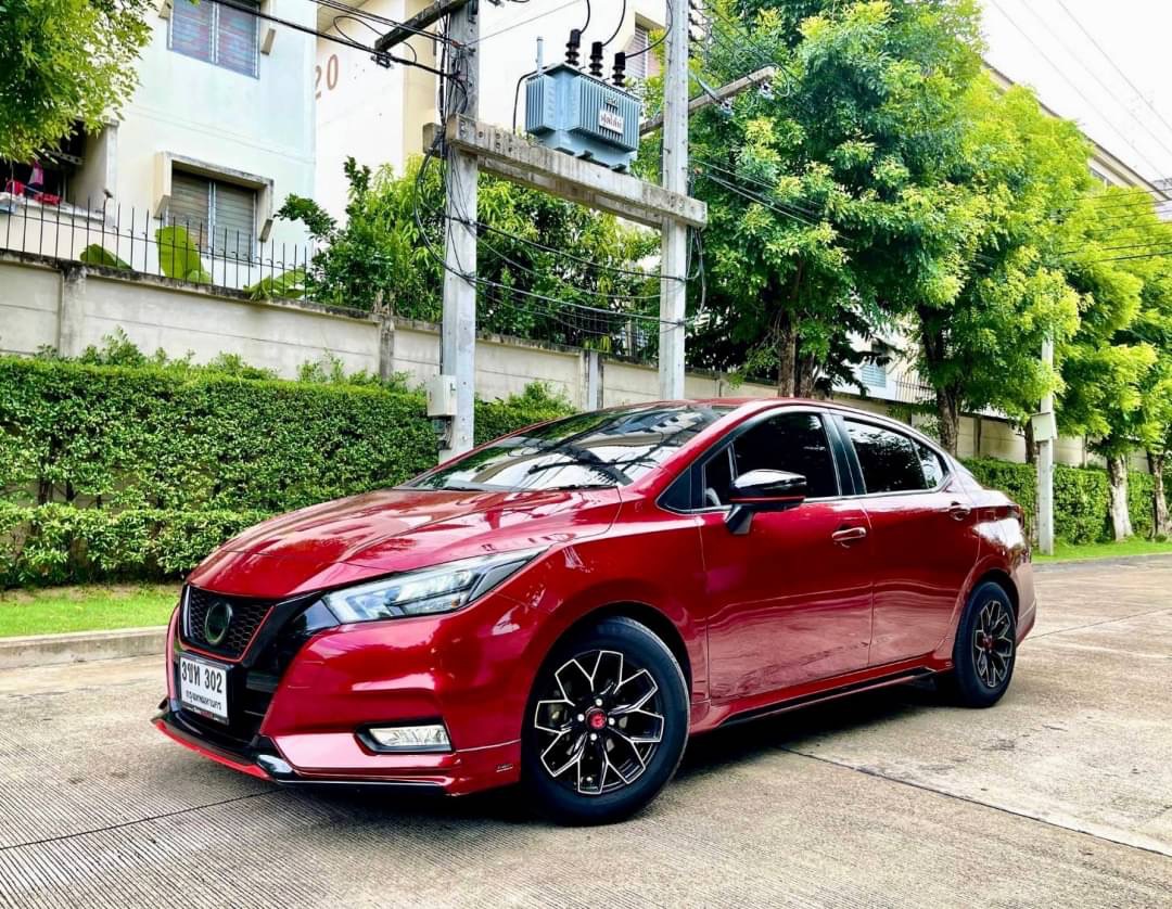 2021 Nissan Almera สีแดง (รูปที่ 2)