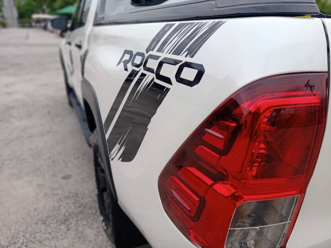 2019 Toyota revo rocco 2.8 สีขาว (รูปที่ 18)