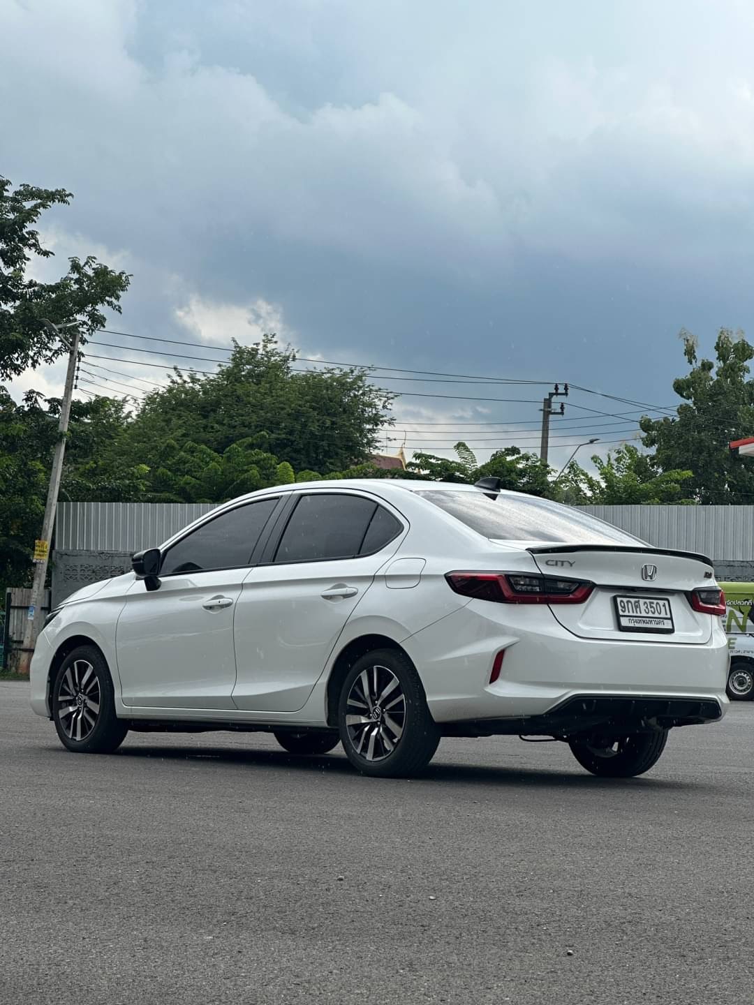 2020 Honda City สีขาว (รูปที่ 8)